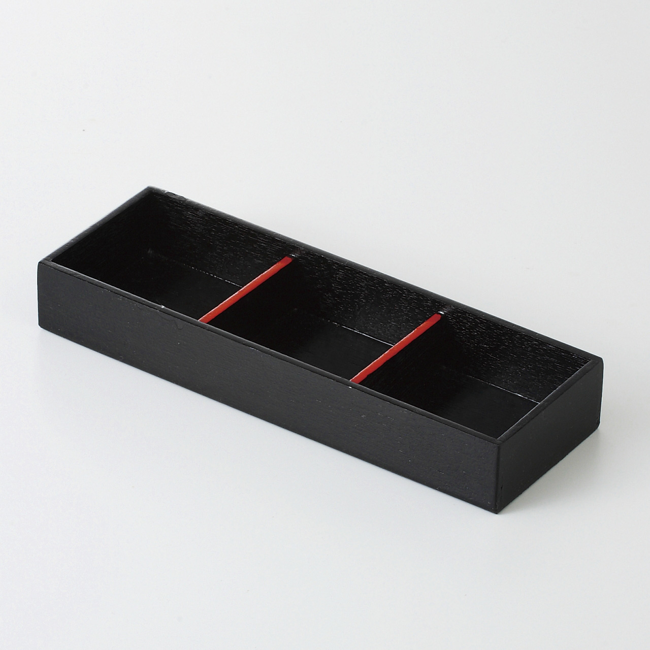 黒ヌリ箱