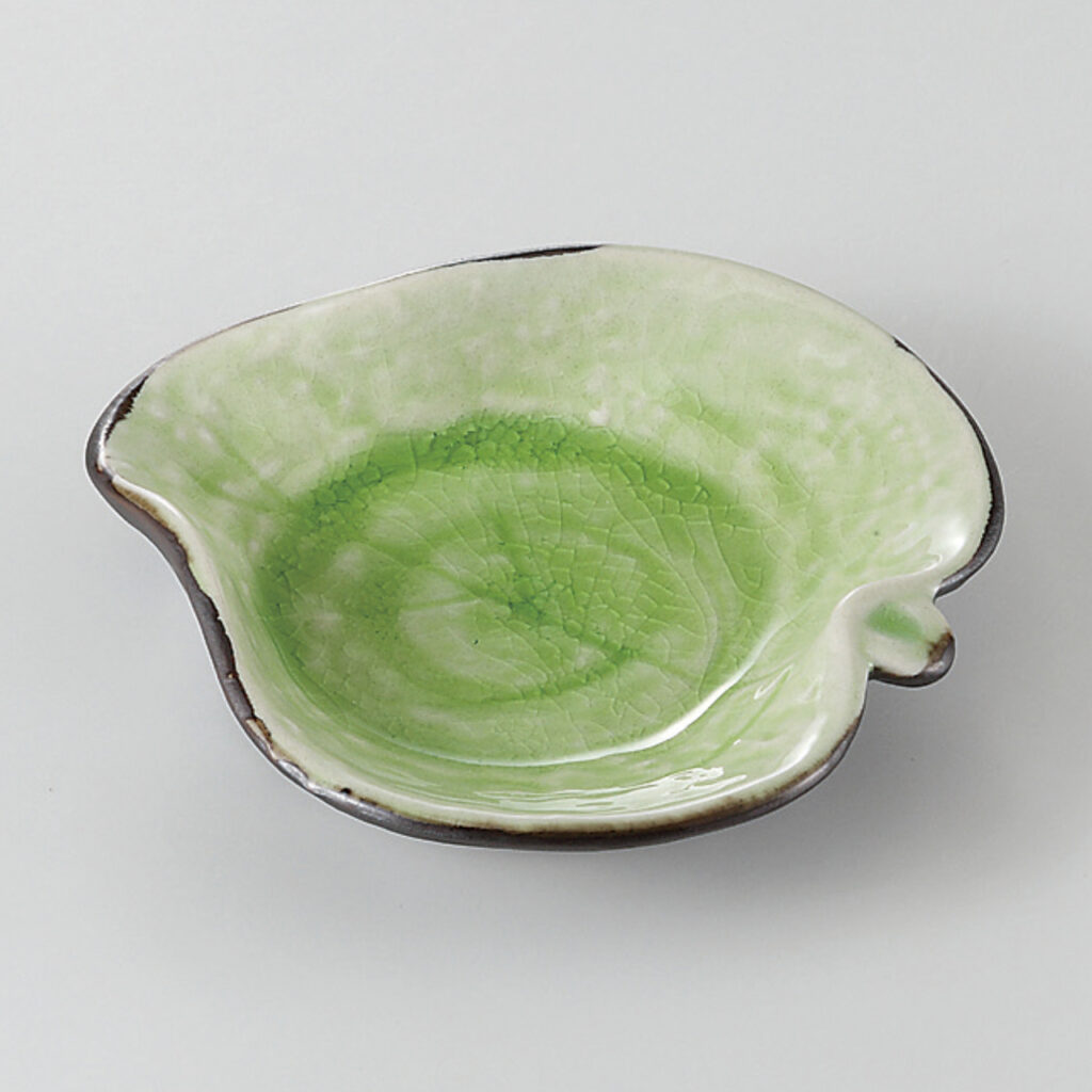 ヒワ釉 葉型鉢