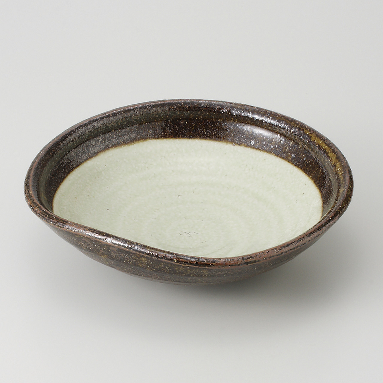 南蛮粉引 7．0平鉢