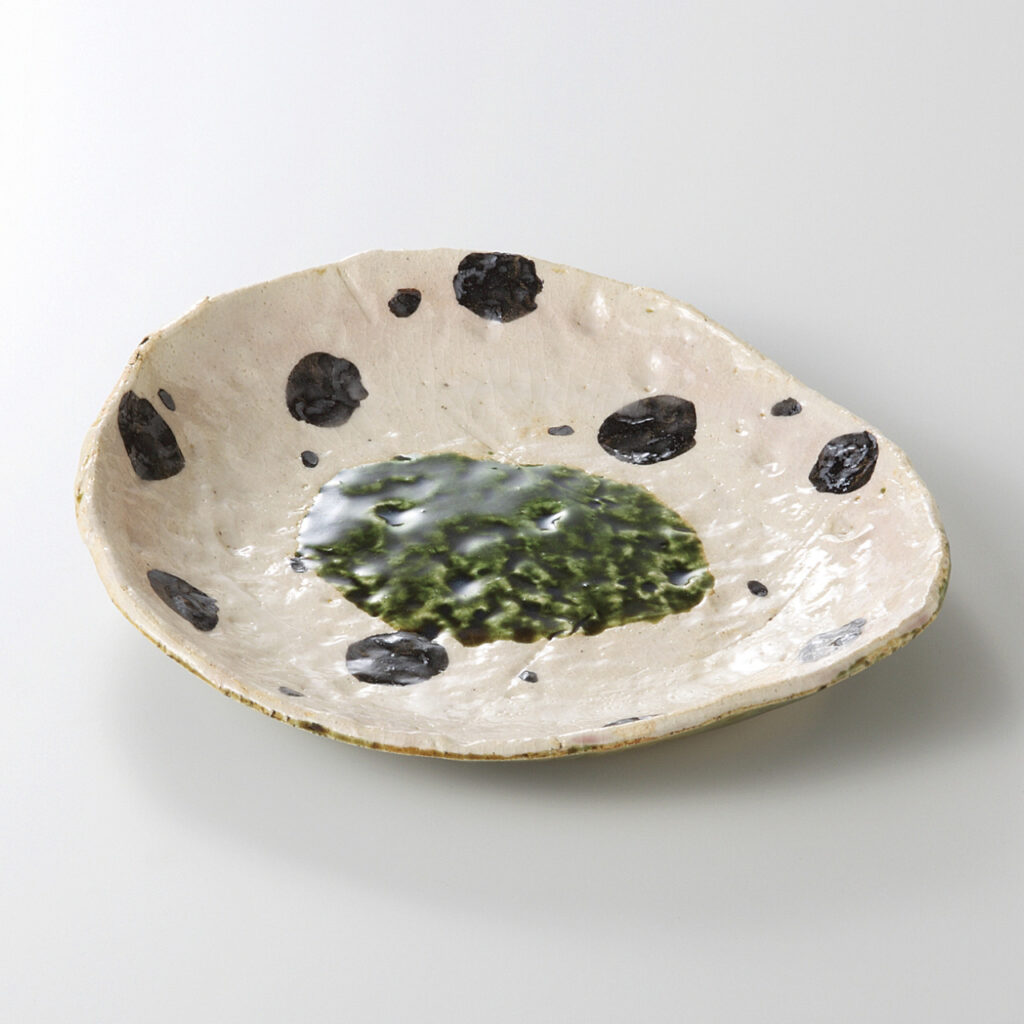 織部錆水玉 たたき皿