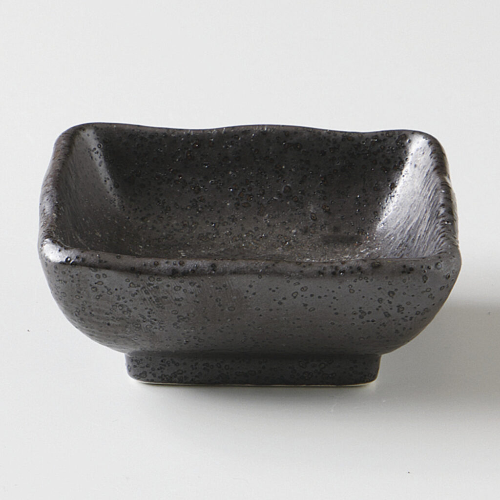 黒錆（抗菌釉） 角豆皿