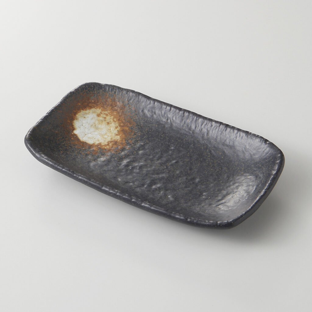 黒備前 6．0長角皿