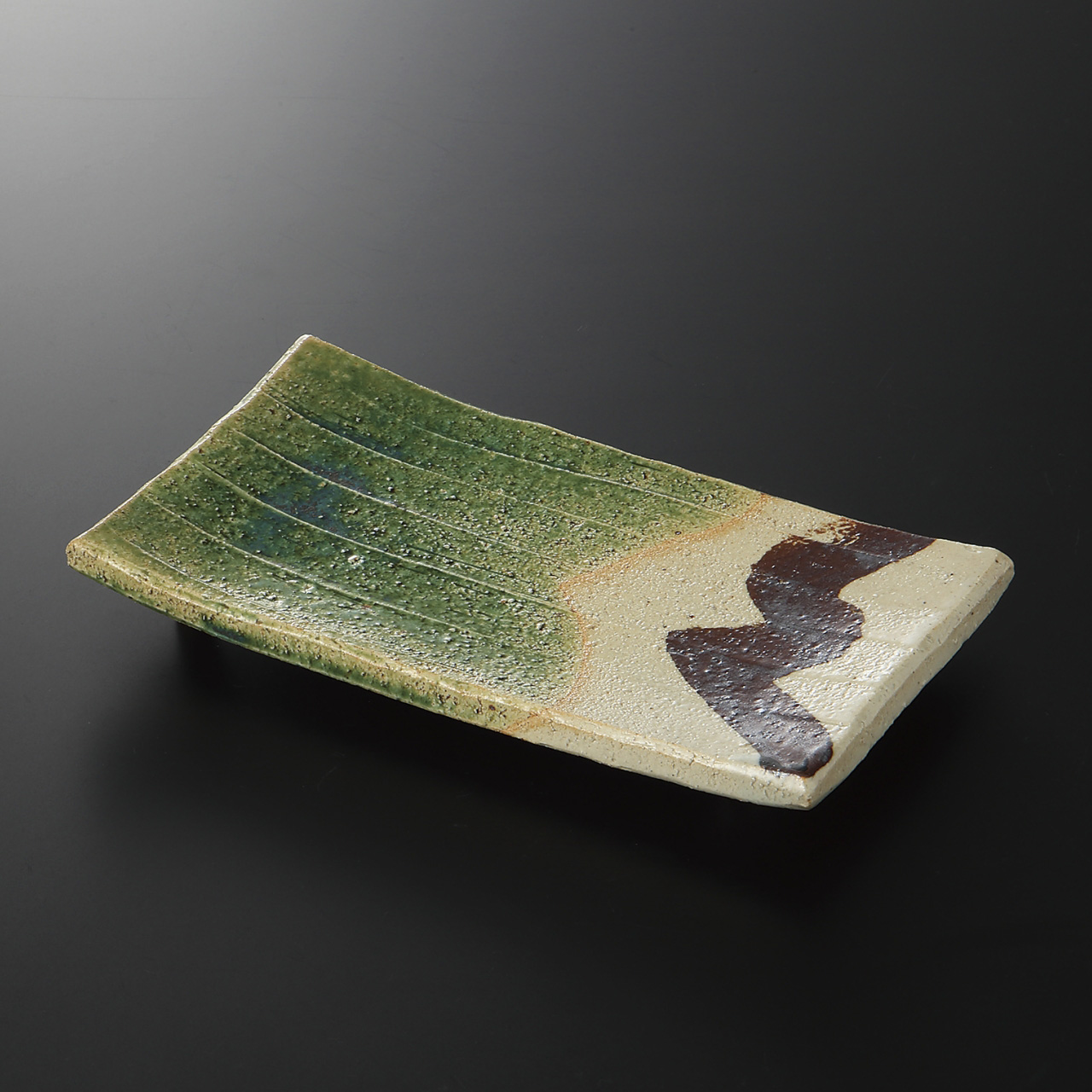 流織部 削ぎ長角皿
