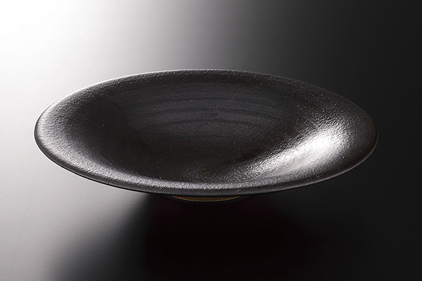 黒柿釉 帽子型浅鉢