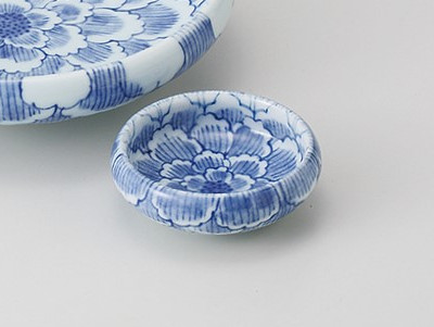 染付ボタン 丸型千代口