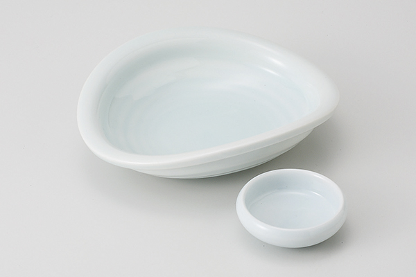 青白瓷 たわみ向付