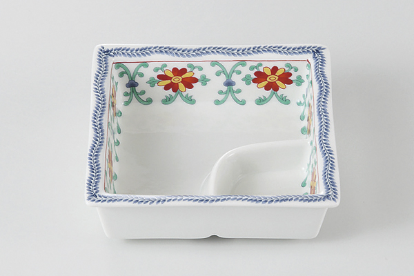 渕唐草菊紋 仕切鉢