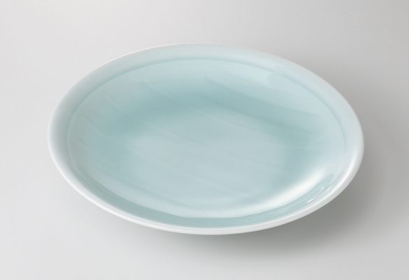 手彫青白瓷 丸7.0皿