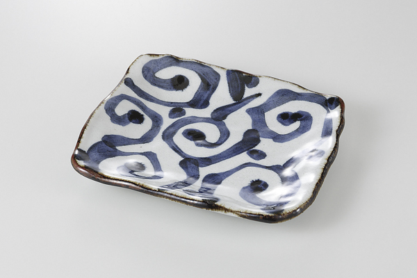 藍のうず たたき皿