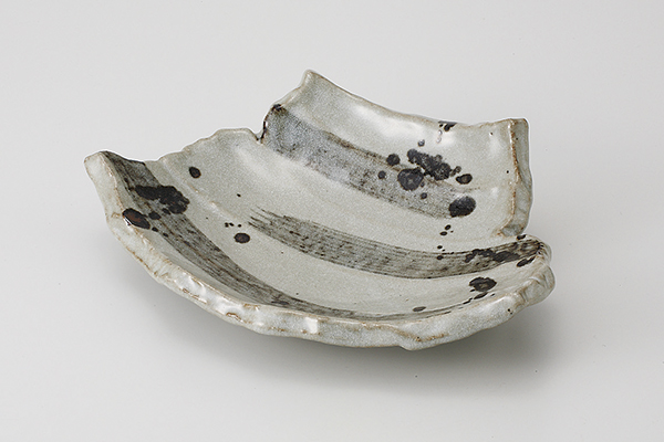 唐津荒刷毛 なぶり皿