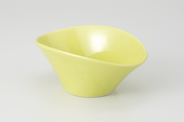 【廃番】ライトグリーン 楕円反小鉢