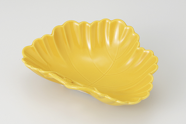 黄釉 三階松向付