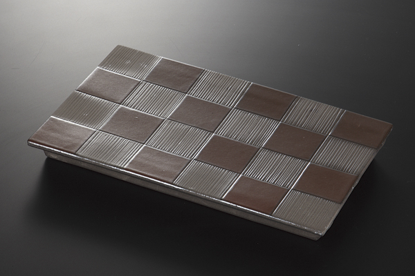 鉄赤市松 高浜焼物皿