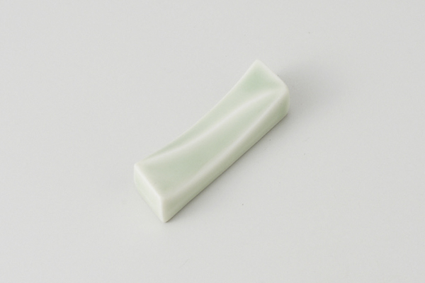 青磁さざ波 はし置