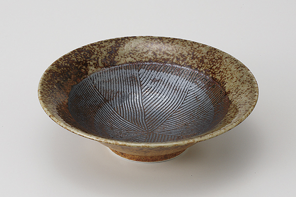 灰吹すり目紋 平鉢