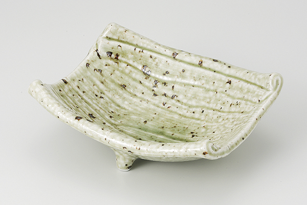 ビードロ 両切向付