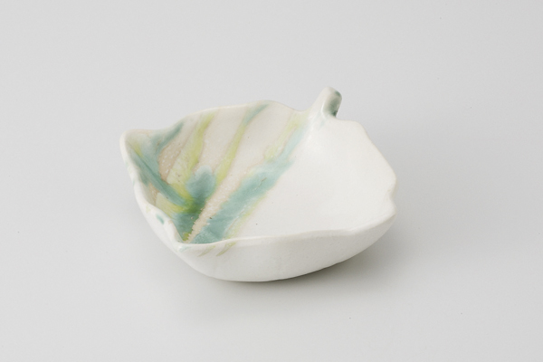 新緑二彩 葉型小鉢