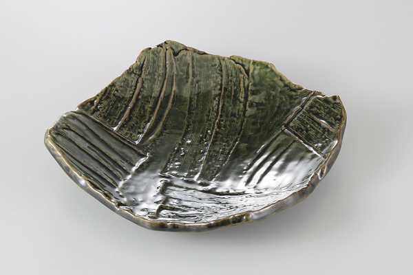 織部 削ぎ目前菜皿