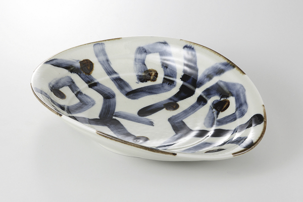 錆点太唐草 楕円盛鉢