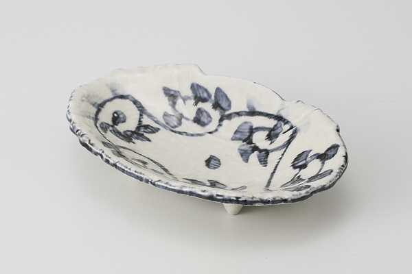 古代唐草 櫛目楕円鉢