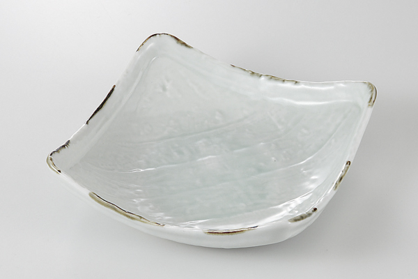 青白錆流し 削ぎ角向付