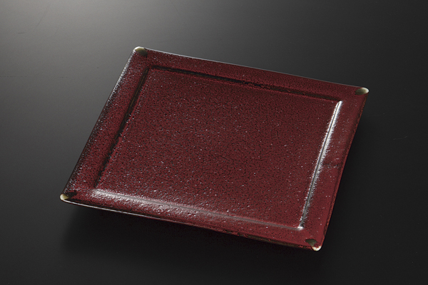 赤黒釉彩 正角8寸皿