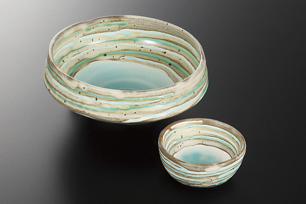 湖水青白 三ツ押向付