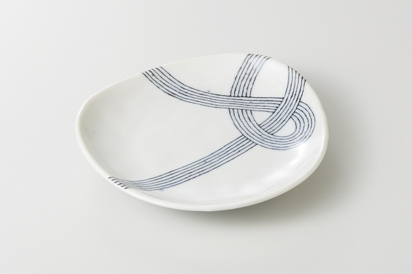 糸つむぎ結 三角4.0皿