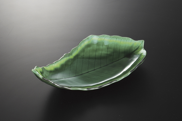 緑釉黄流し 朴葉形尺二寸皿