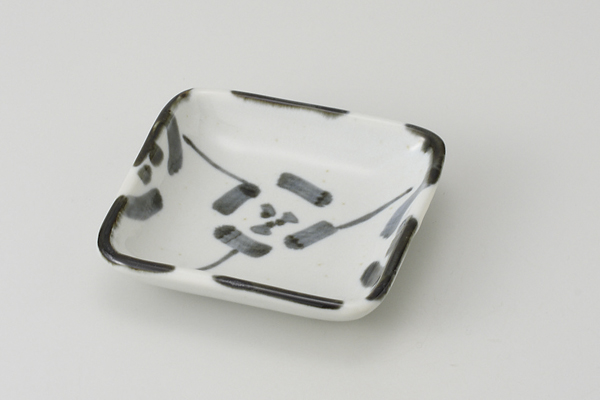 ゴス流し紋 角小皿