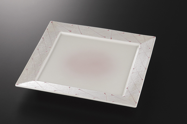 ピンク一珍 正角8.0皿