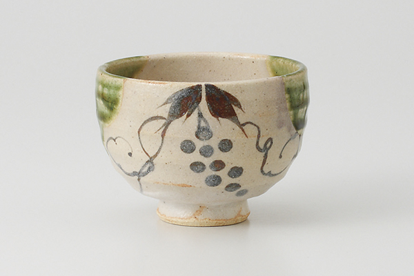 ぶどう(玉山窯) 丸千茶