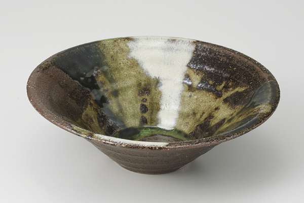 鉄三彩 六寸浅反鉢