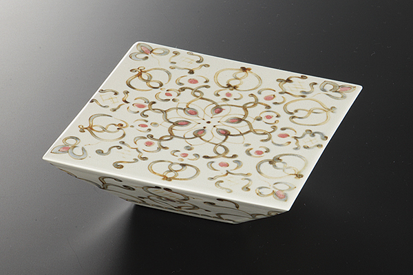 ペルシャ唐草 高台スクエア