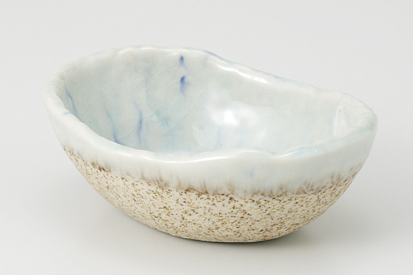 岩清水 楕円小付