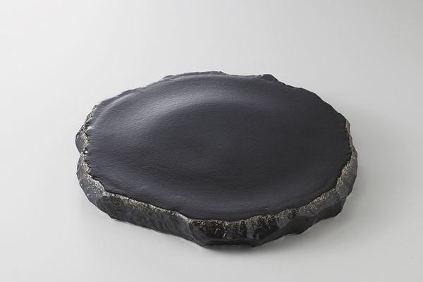 黒吹 岩高台皿(中)