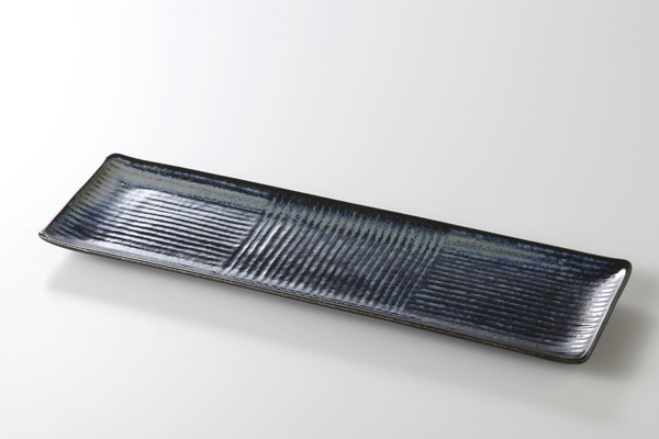 青粉引 筋彫長皿