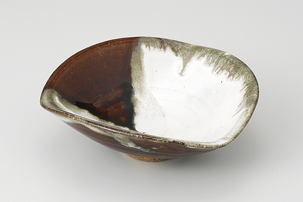 朝鮮唐津 三角浅鉢