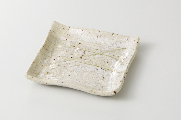 均窯はんてん ソギ角小皿