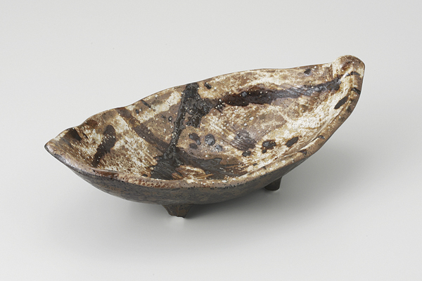 かいらぎ金釉 四ッ足葉型鉢