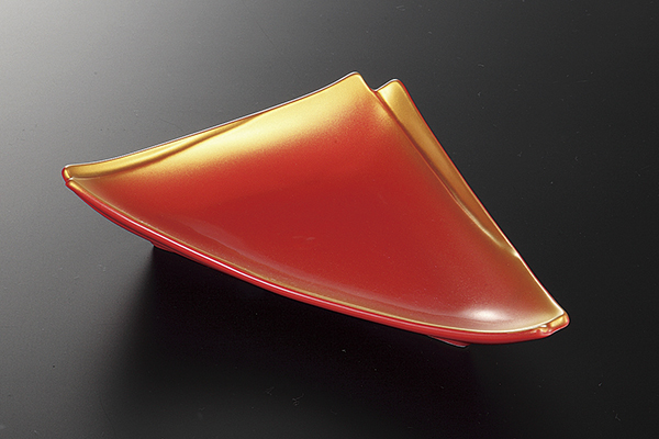 赤釉金吹 重ね三角皿