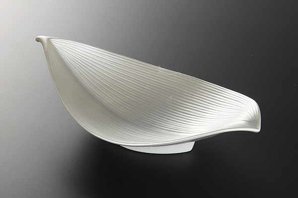 銀彩 葉型8.5向付