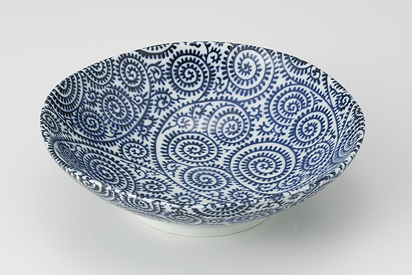 古染タコ唐草 六兵5.5浅鉢