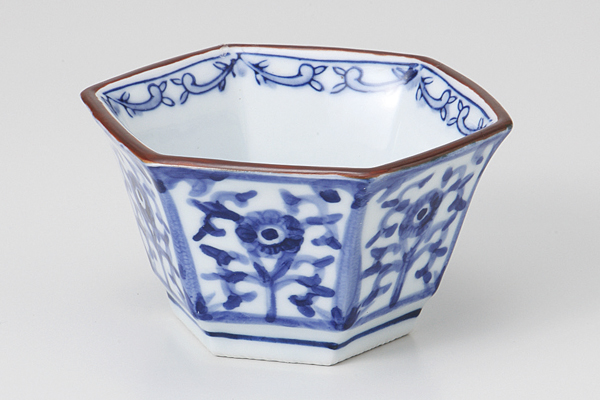 染付草花 六角小付