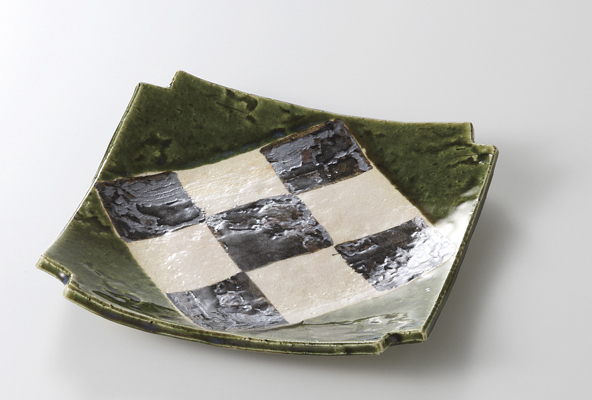 織部錆市松 角切り皿