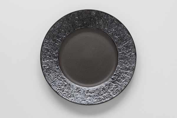 炭化虹彩 リム丸皿(小)