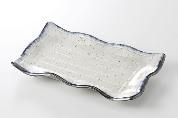 ゴス線筋 波渕焼物皿