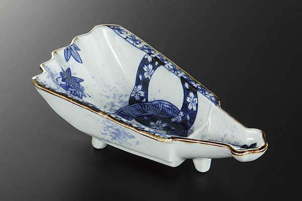 染付輪つなぎ 半開扇向付