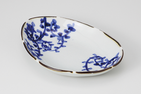 【廃番】かいらぎ唐草 三角皿