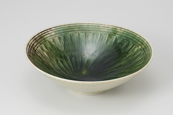 織部トチリ 向付